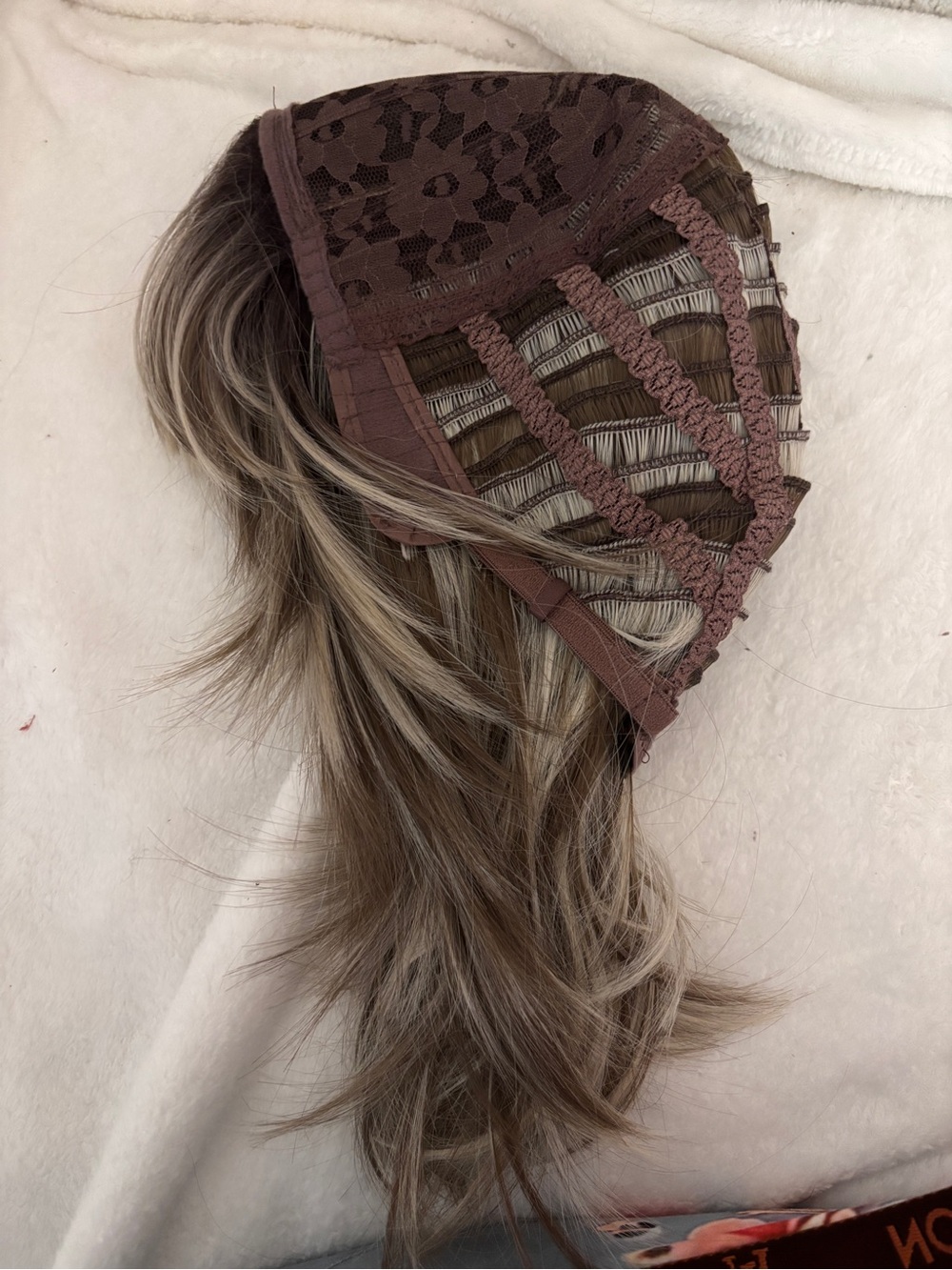 Brown Gradient 18" Layered Wig with Fringe - Picture 8 of 9
